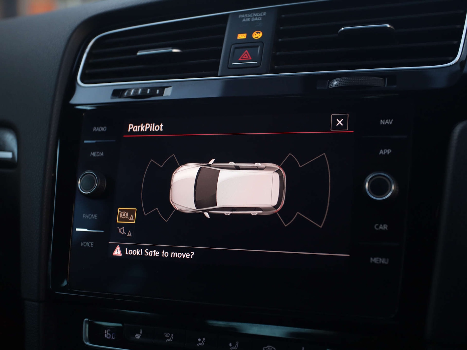 Used Volkswagen Golf 2018 for sale - 77170822: Photo 41