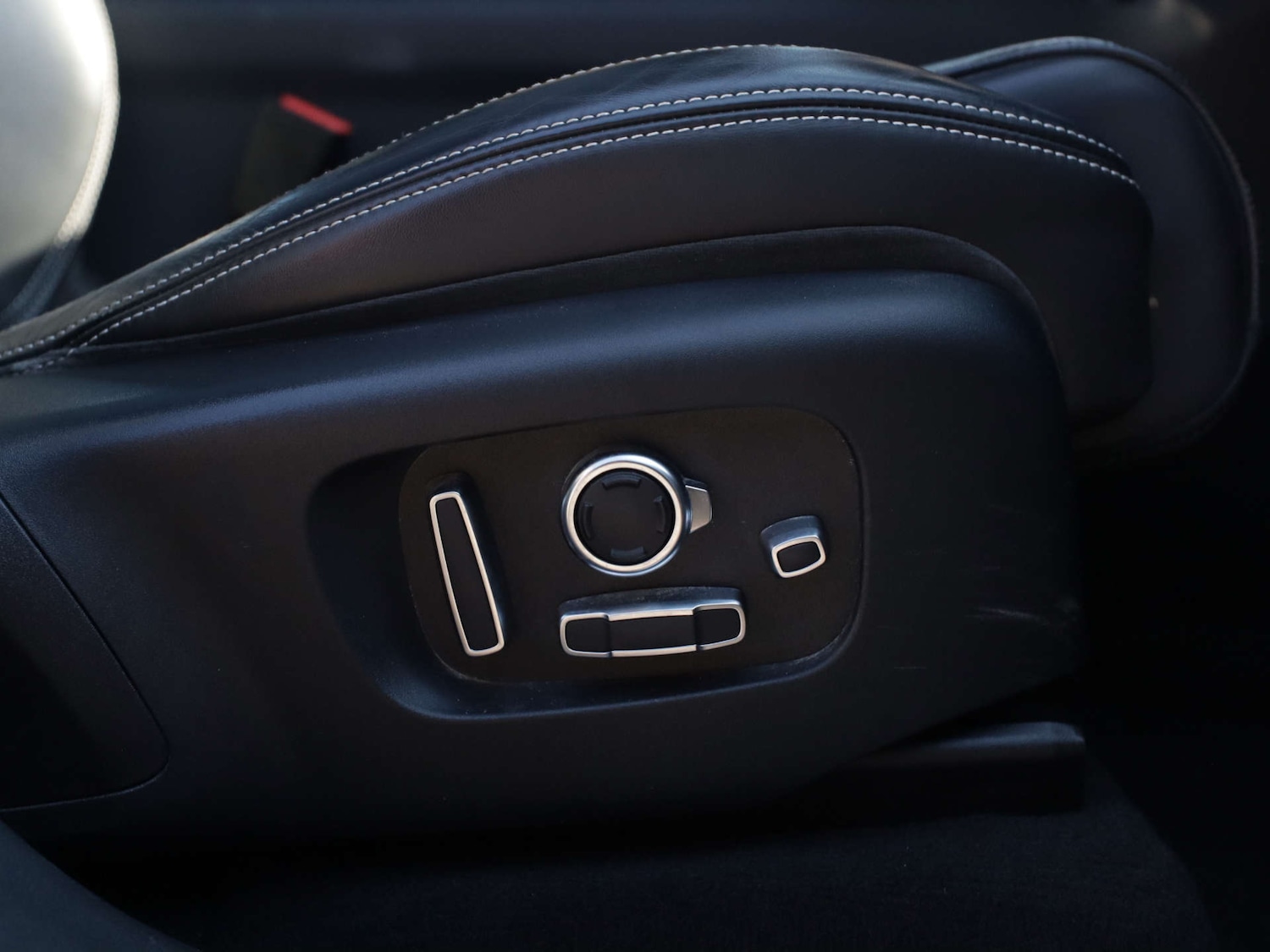 Used Land Rover Range Rover Velar 2018 for sale - 77967837: Photo 18