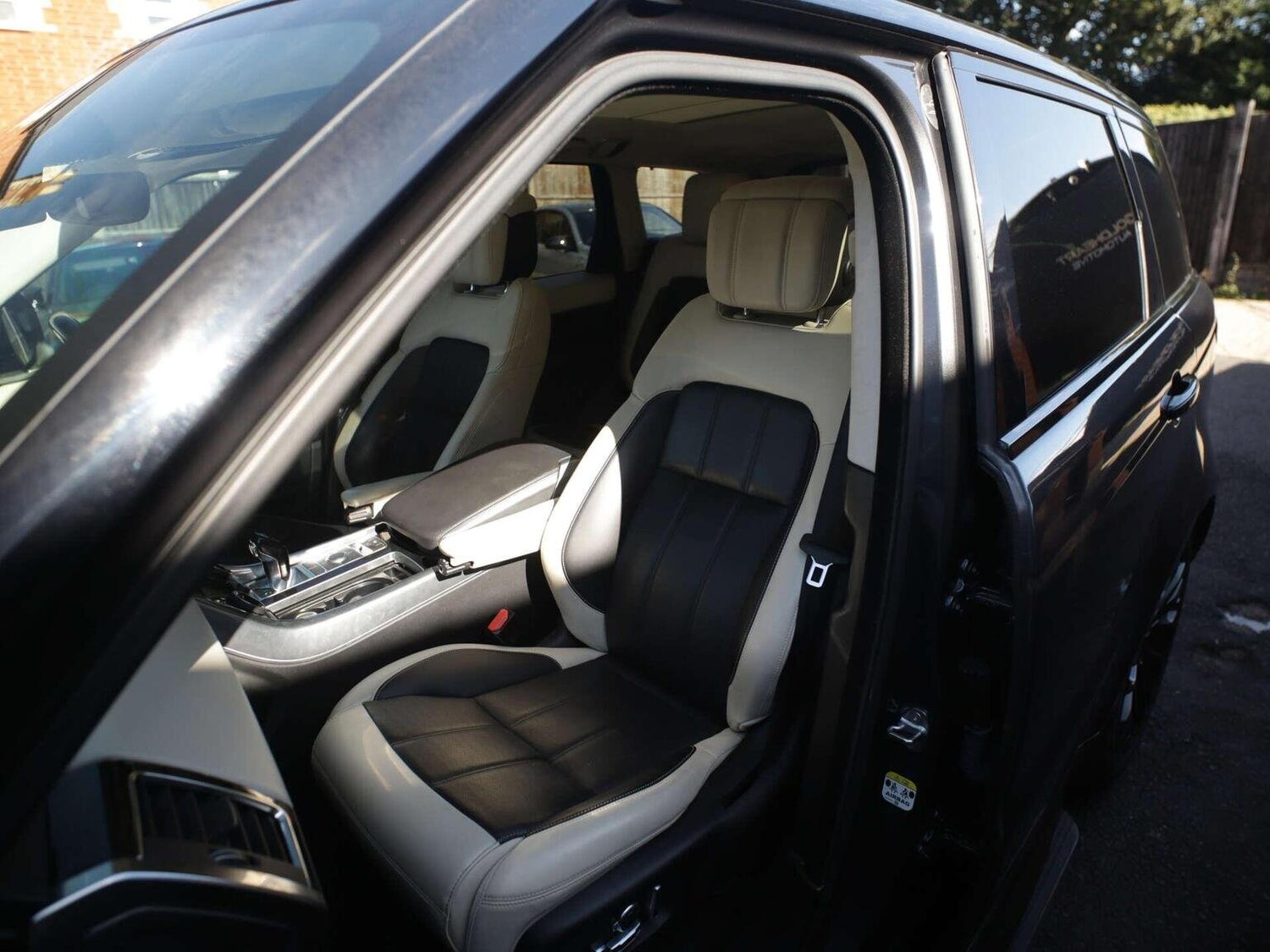 Vehicle 28