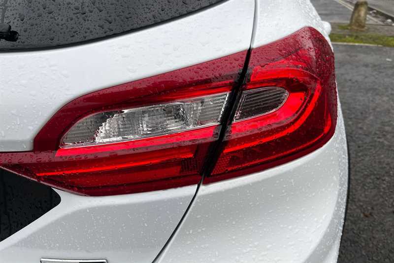 Used Ford Fiesta 2020 for sale - 77322105: Photo 32