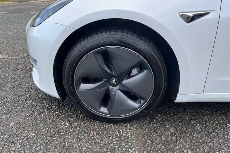 Used Tesla Model 3 2019 for sale - 76756509: Photo 10