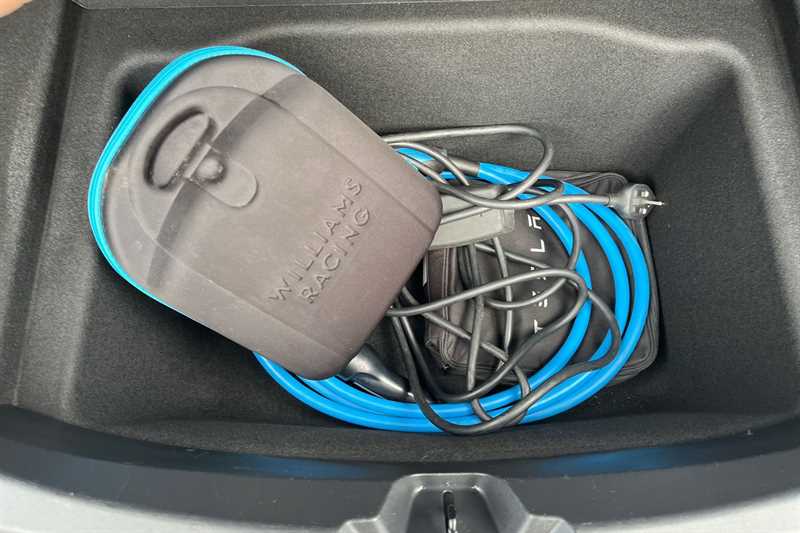 Used Tesla Model 3 2019 for sale - 76756509: Photo 37