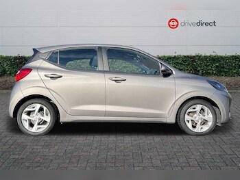 Used Hyundai i10 2021 for sale - 76956744: Photo