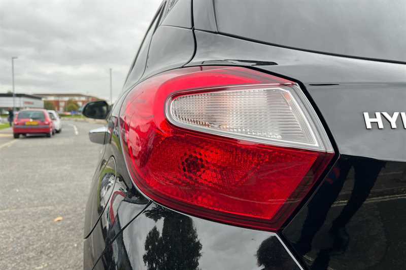 Used Hyundai i10 for sale - 76463571: Photo 37