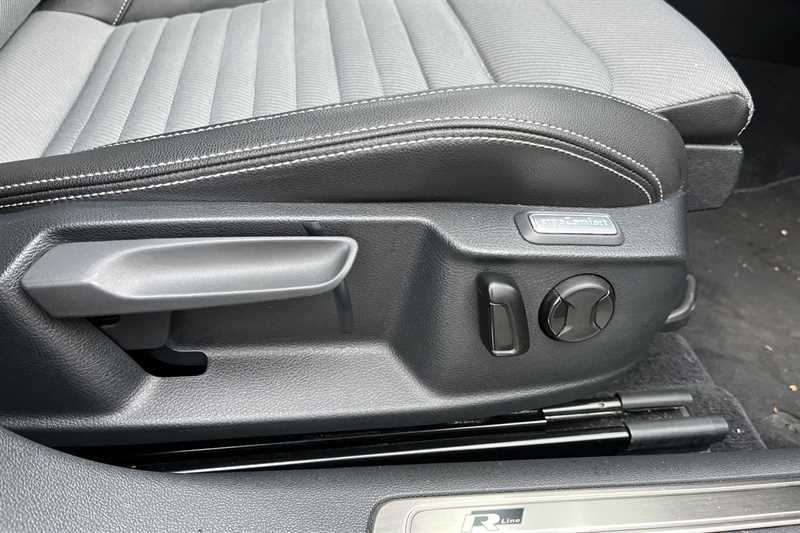 Used Volkswagen Golf 2019 for sale - 77474062: Photo 26