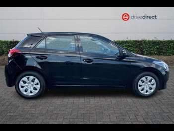 Used Hyundai i20 2017 for sale - 75043047: Photo