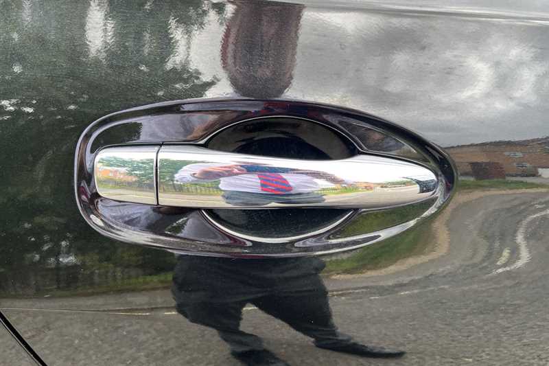 Vehicle 33