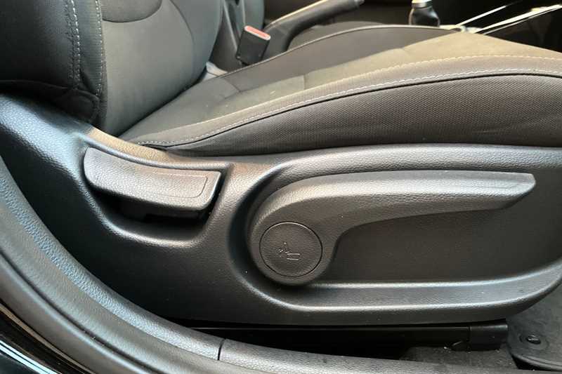 Used Kia Rio 2023 for sale - 78138275: Photo 26
