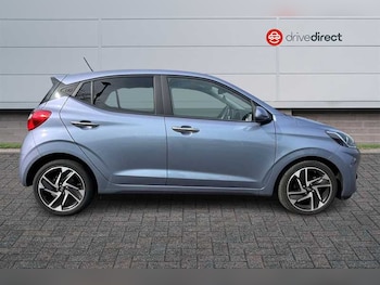 Used Hyundai i10 2024 for sale - 77960239: Photo