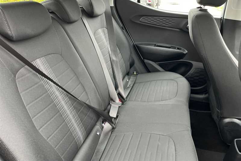 Used Hyundai i10 for sale - 76462473: Photo 24