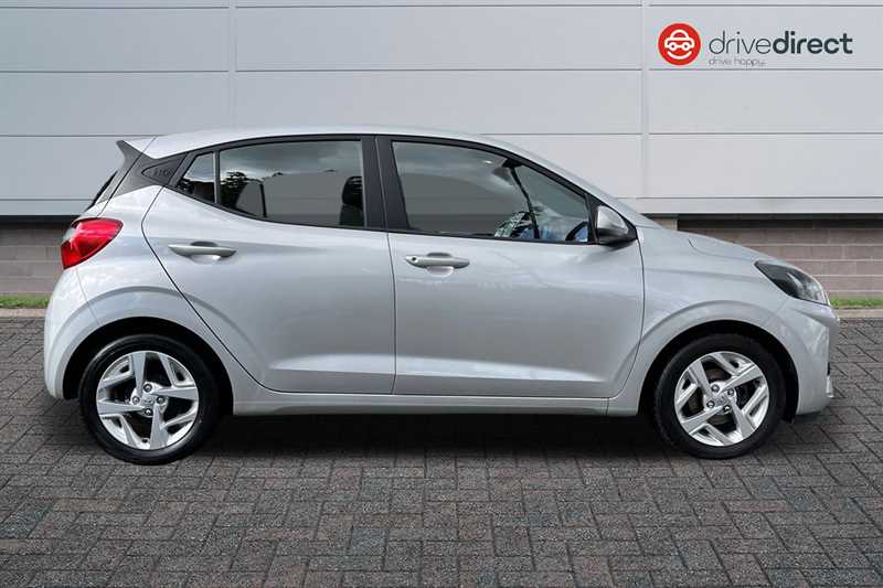 Used Hyundai i10 2021 for sale - 76517358: Photo 2