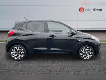 Used Hyundai i10 2022 for sale - 77402573: Photo