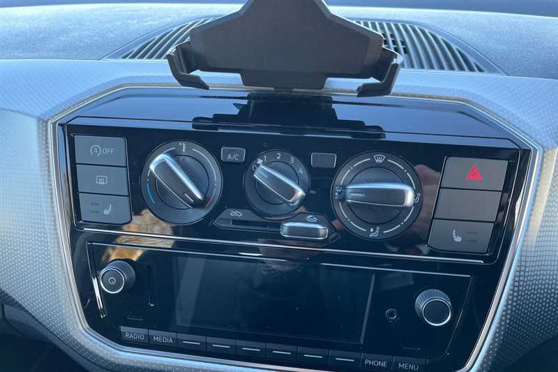 Used Volkswagen up! 2018 for sale - 76955886: Photo 15