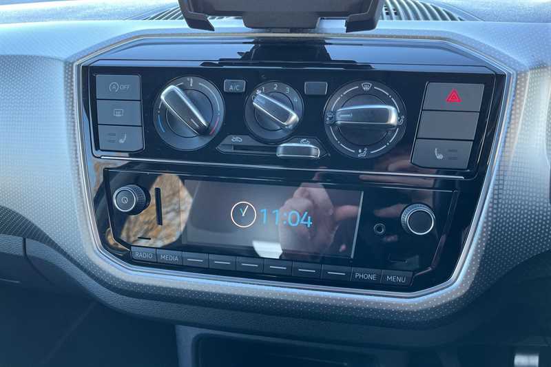 Used Volkswagen up! 2018 for sale - 76955886: Photo 19