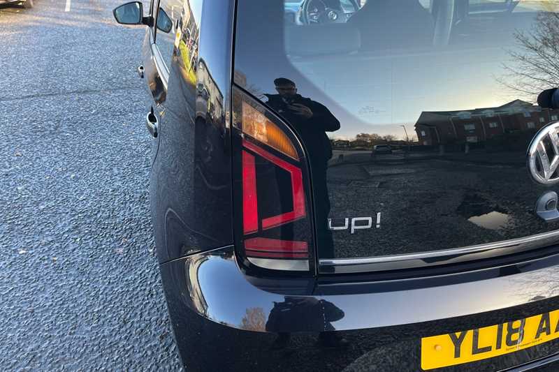 Used Volkswagen up! 2018 for sale - 76955886: Photo 31