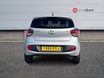 Used Hyundai i10 2019 for sale - 78322103: Photo