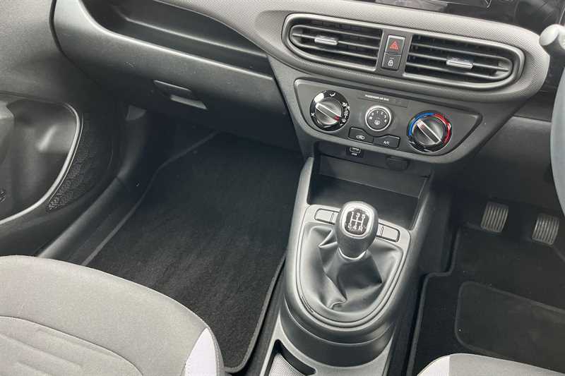 Used Hyundai i10 2021 for sale - 76504167: Photo 14