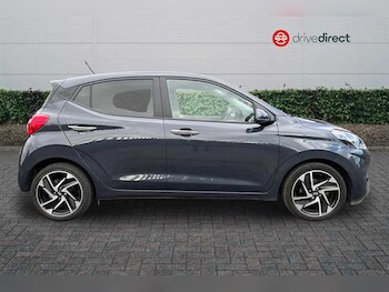 Used Hyundai i10 2023 for sale - 76503509: Photo