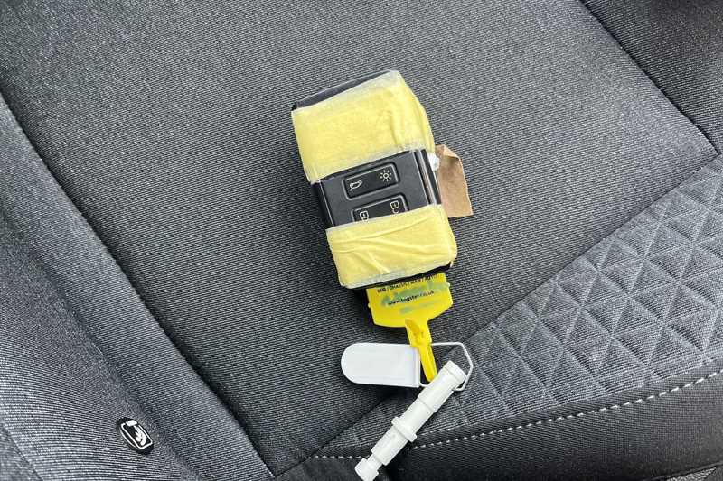 Used Renault Clio 2023 for sale - 77796063: Photo 36