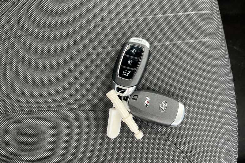 Used Hyundai i20 2023 for sale - 77335459: Photo 36