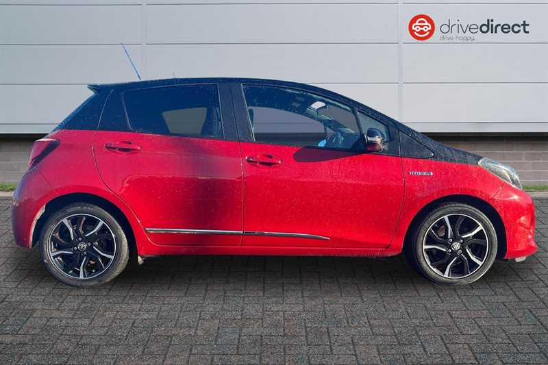 Used Toyota Yaris 2016 for sale - 77335229: Photo 2