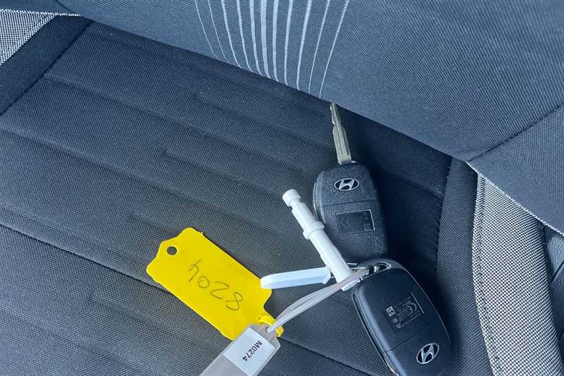 Used Hyundai i10 for sale - 77800551: Photo 36