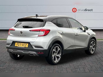 Used Renault Captur 2022 for sale - 78309200: Photo