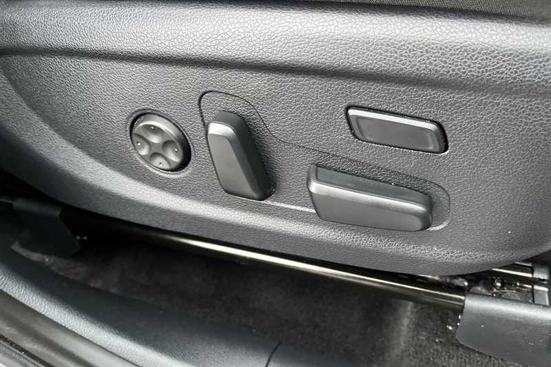 Used Hyundai Santa Fe for sale - 77900269: Photo 26