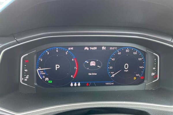 Used Volkswagen T-Roc 2021 for sale - 75480102: Photo 20