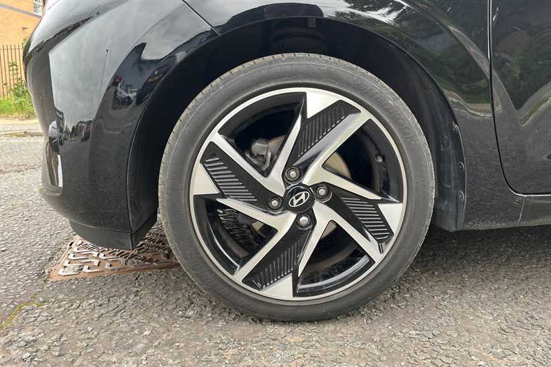 Used Hyundai i10 2024 for sale - 76516755: Photo 9