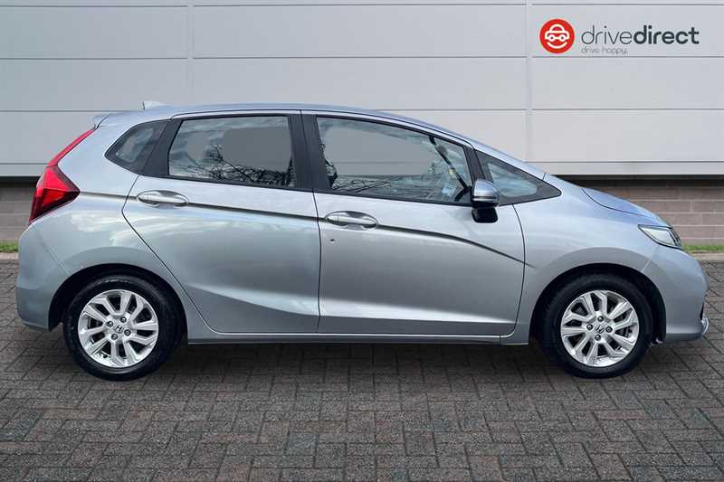 Used Honda Jazz 2019 for sale - 77899715: Photo 2