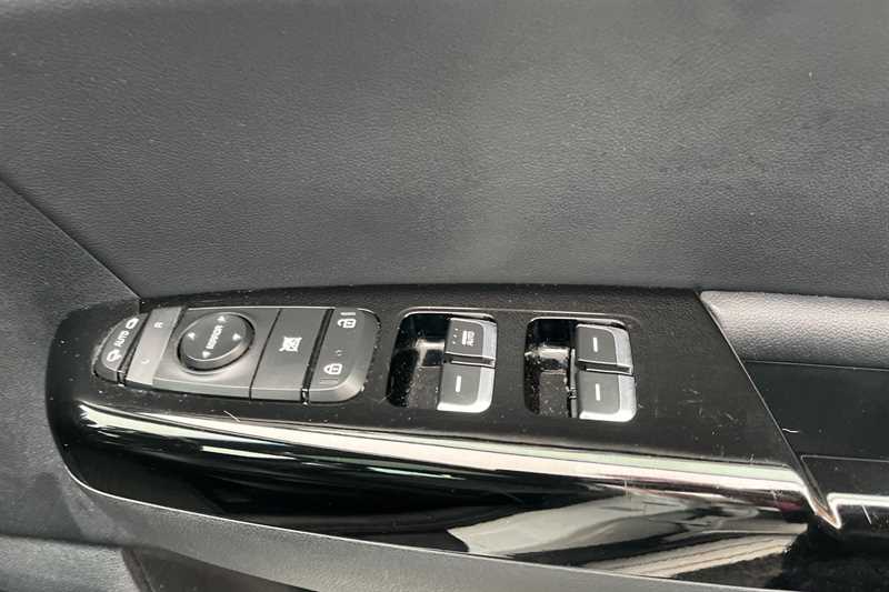 Used Kia Sportage 2018 for sale - 76140645: Photo 16