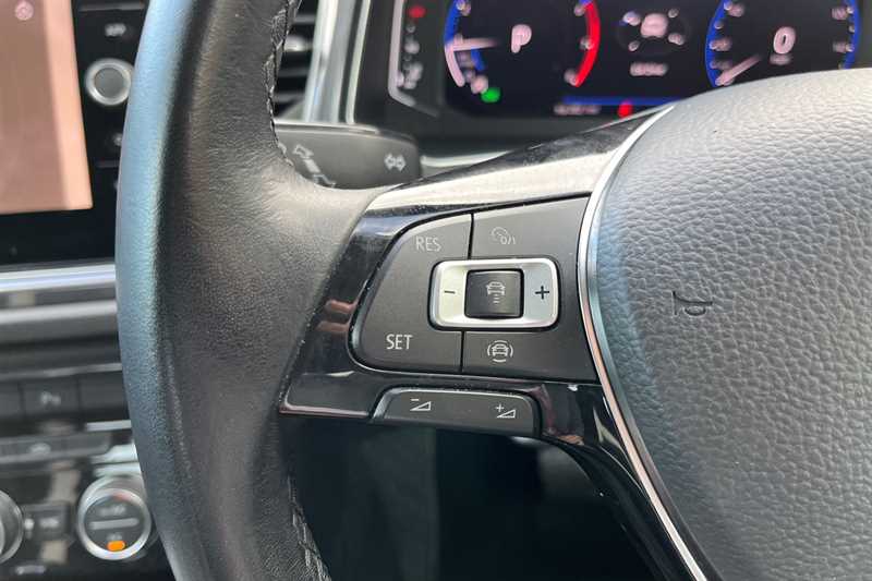 Used Volkswagen T-Roc 2021 for sale - 76806857: Photo 21