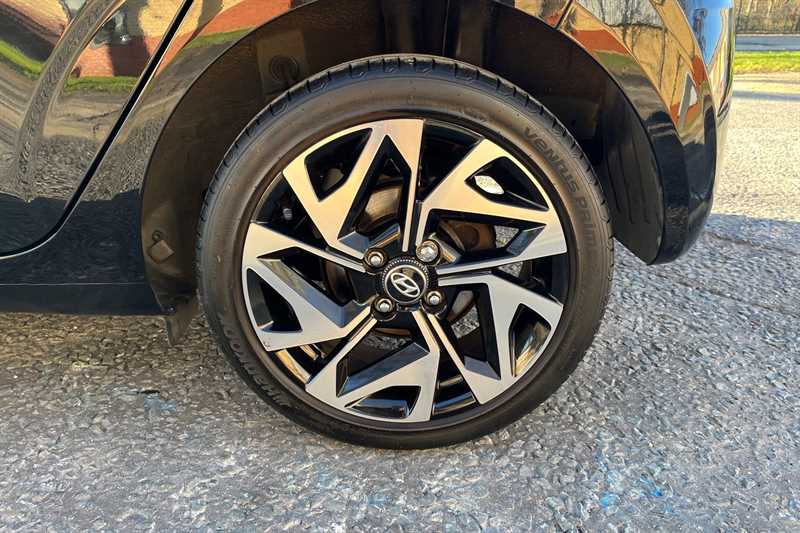 Used Hyundai i10 2022 for sale - 77295635: Photo 11