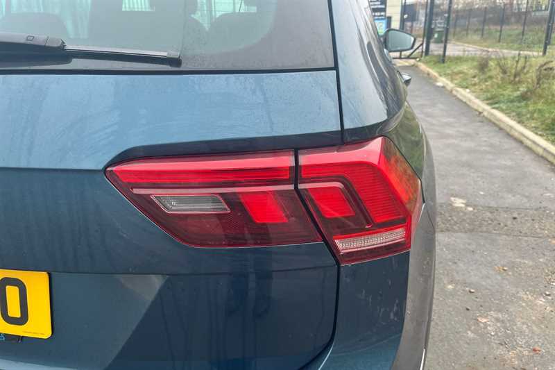 Used Volkswagen Tiguan 2022 for sale - 77887343: Photo 32