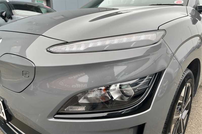 Used Hyundai KONA 2022 for sale - 77811790: Photo 29