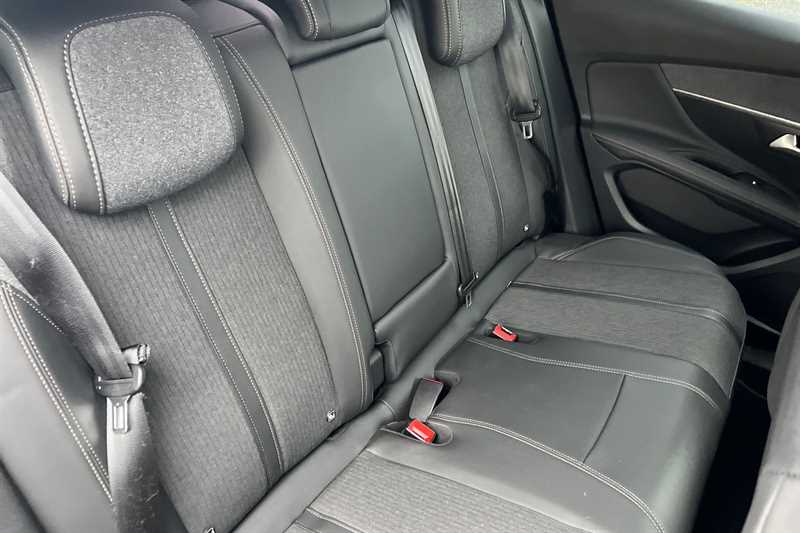 Used Peugeot 3008 2020 for sale - 78137937: Photo 24