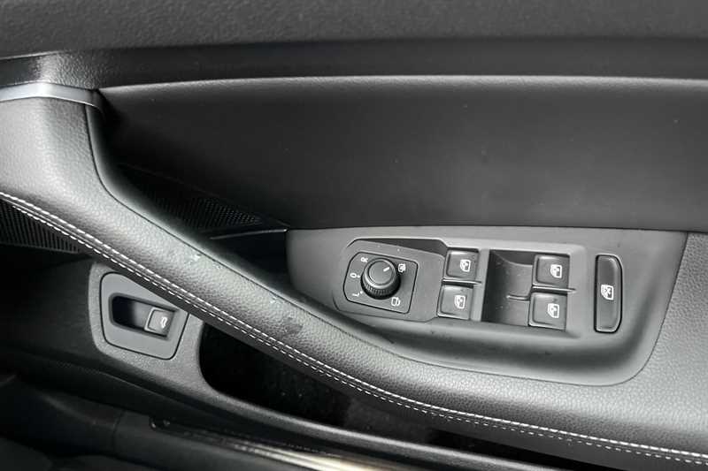 Used Volkswagen Golf 2019 for sale - 77554476: Photo 16