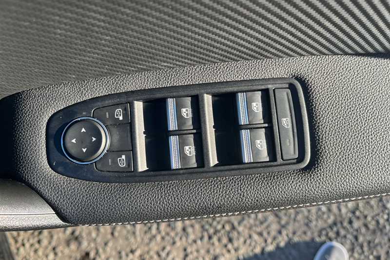 Used Renault Captur 2022 for sale - 78221855: Photo 16