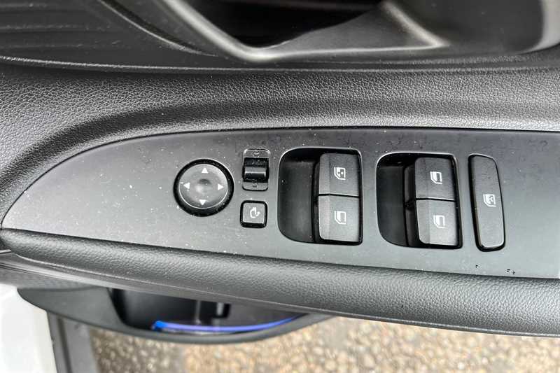 Used Hyundai BAYON 2023 for sale - 77321950: Photo 16