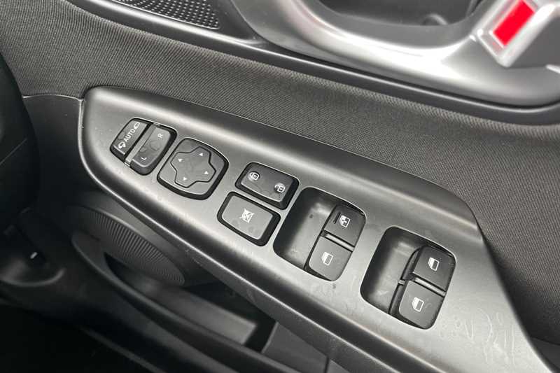 Used Hyundai KONA 2023 for sale - 76140688: Photo 16