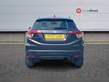 Used Honda HR-V 2017 for sale - 79416334: Photo