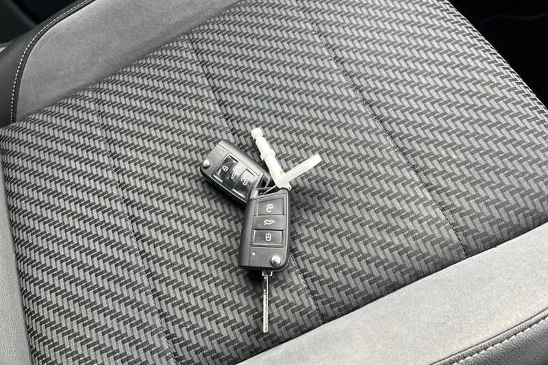 Used Volkswagen T-Cross 2020 for sale - 78217186: Photo 36