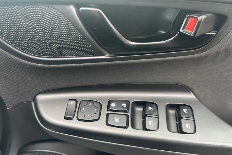 Used Hyundai KONA 2020 for sale - 78217832: Photo 16