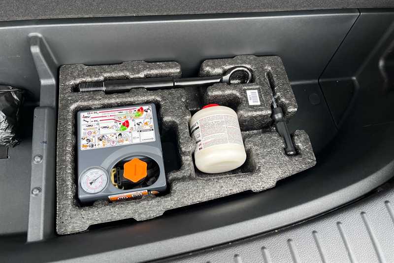 Used Hyundai Santa Fe 2023 for sale - 77712306: Photo 37