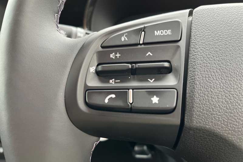 Used Hyundai i10 for sale - 76463453: Photo 21