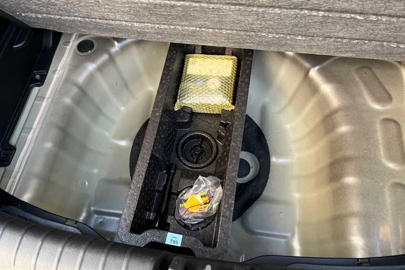 Used Kia Rio 2023 for sale - 77887764: Photo 37