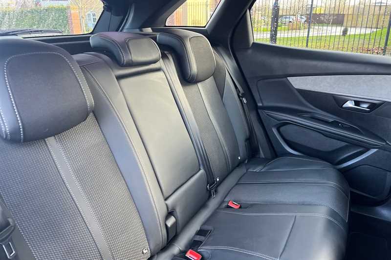 Used Peugeot 3008 2022 for sale - 77773223: Photo 24