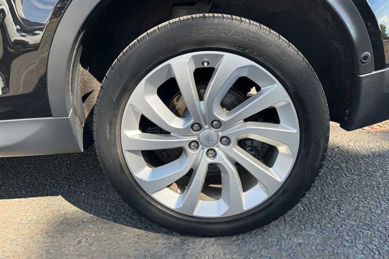 Used Land Rover Discovery Sport 2021 for sale - 76489689: Photo 12