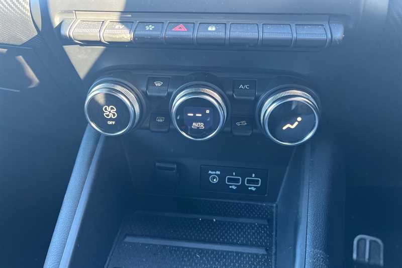 Used Renault Captur for sale - 77788831: Photo 15